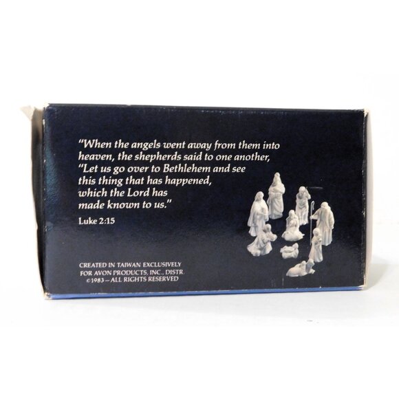 Avon Nativity Collectibles 1983 The Sheep Porcelain Figurine Boxed - Picture 2 of 11